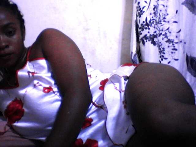 silviaLaBombe's BongaCams show and profile