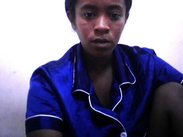 silviaLaBombe's BongaCams show and profile