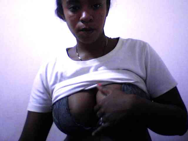 silviaLaBombe webcam