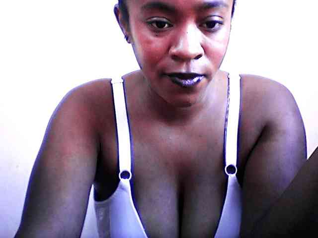 silviaLaBombe webcam