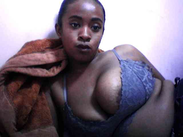 silviaLaBombe webcam