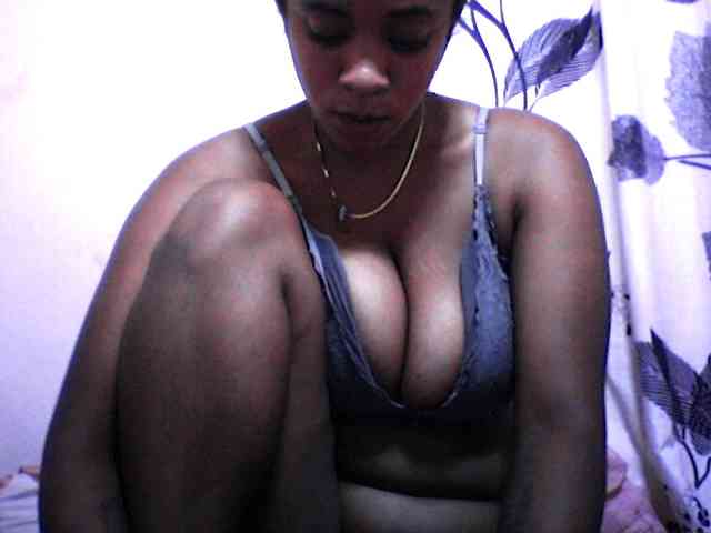 silviaLaBombe webcam