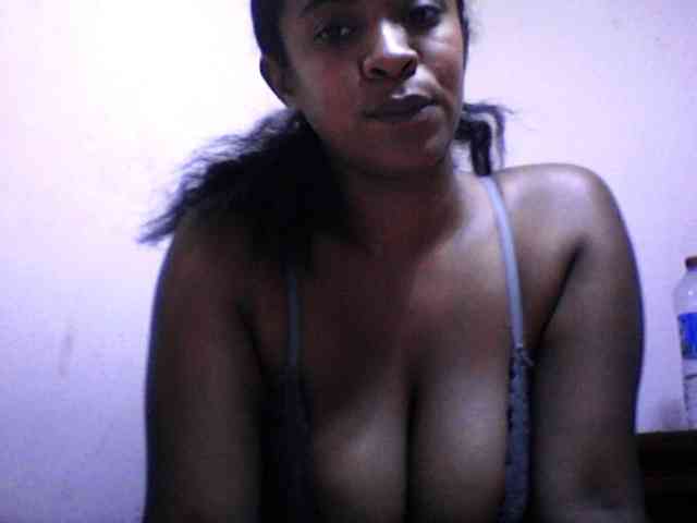 silviaLaBombe webcam