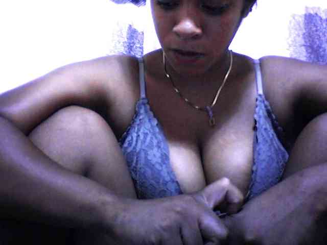 silviaLaBombe webcam