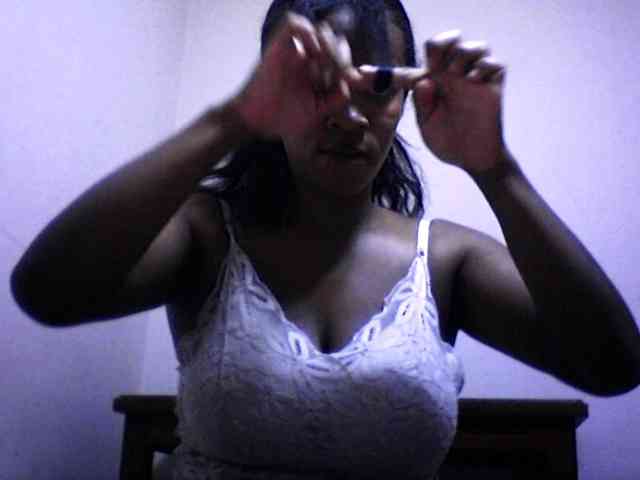 silviaLaBombe Live Webcam on BongaCams silviaLaBombe Live Webcam on BongaCams