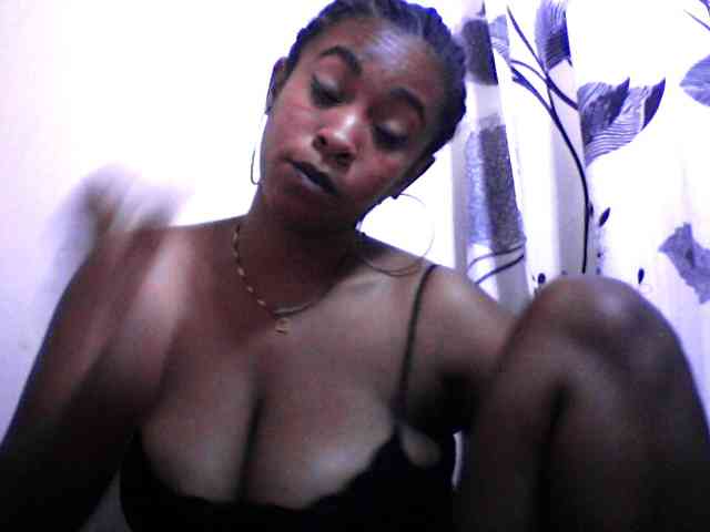 silviaLaBombe webcam