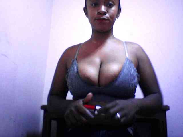 silviaLaBombe webcam