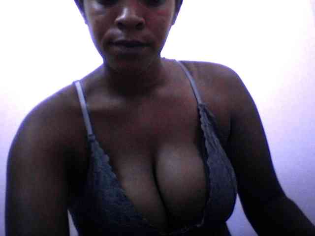 silviaLaBombe webcam