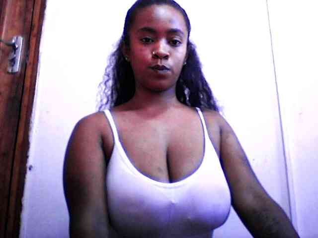 silviaLaBombe webcam