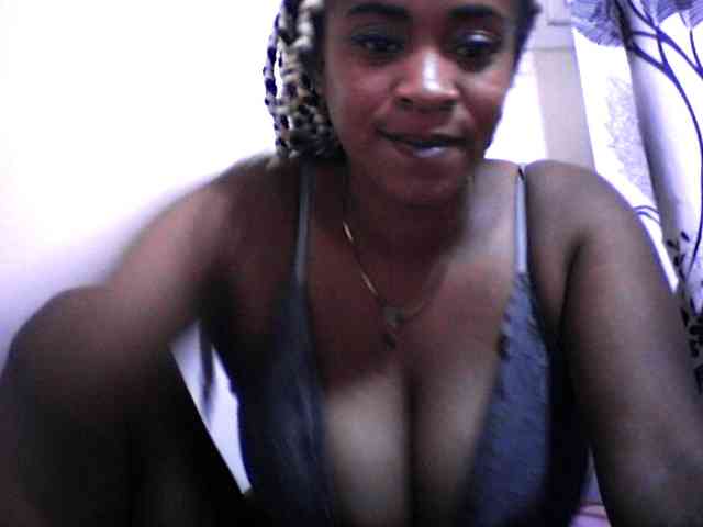 silviaLaBombe webcam