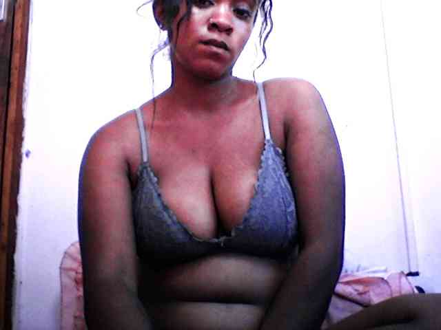 silviaLaBombe webcam