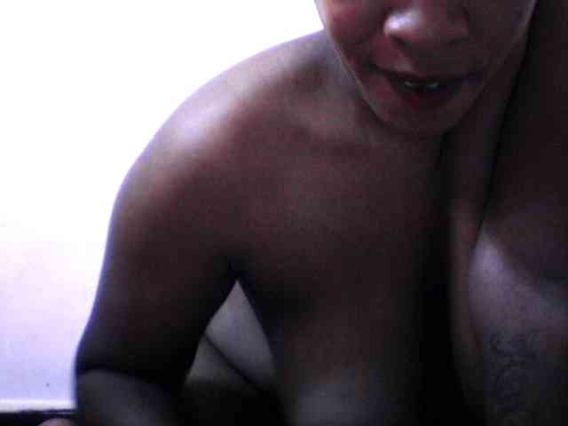 silviaLaBombe webcam