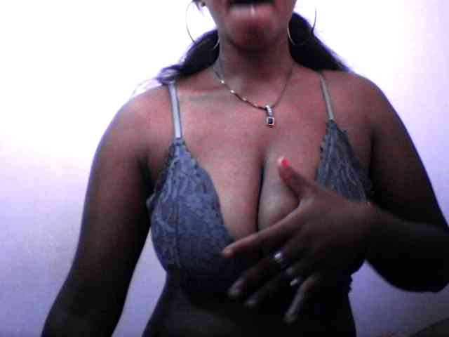 silviaLaBombe webcam