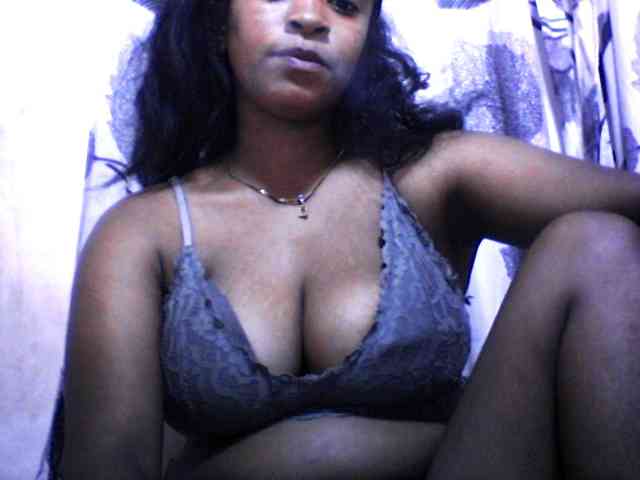 silviaLaBombe silviaLaBombe