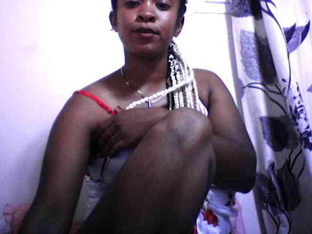 silviaLaBombe webcam