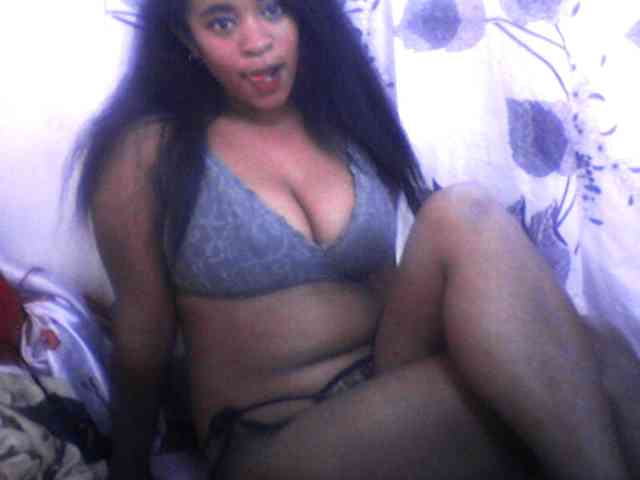 silviaLaBombe silviaLaBombe