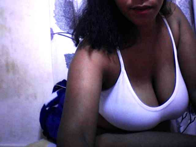 silviaLaBombe webcam