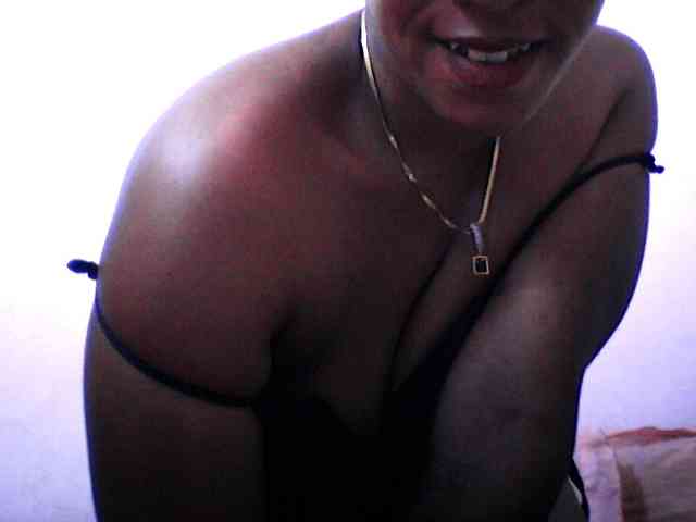 silviaLaBombe webcam