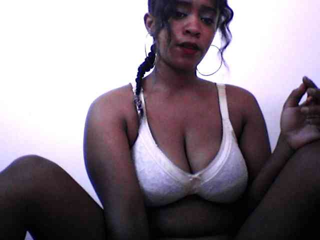 silviaLaBombe webcam