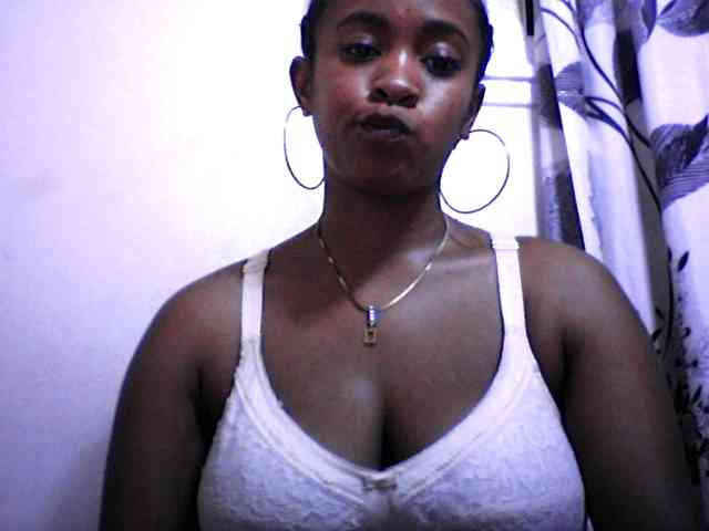 silviaLaBombe webcam