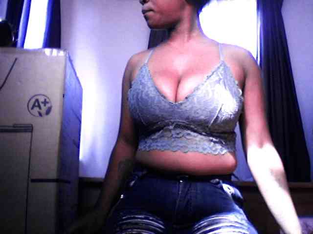 silviaLaBombe webcam