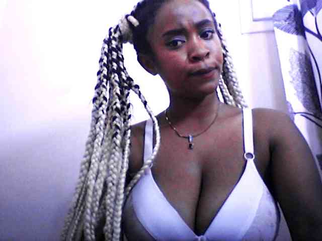 silviaLaBombe webcam