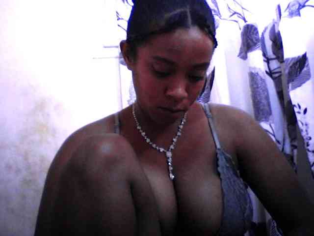 silviaLaBombe webcam