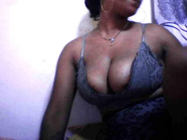 silviaLaBombe webcam