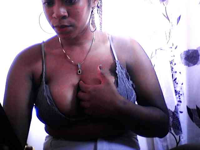 silviaLaBombe webcam