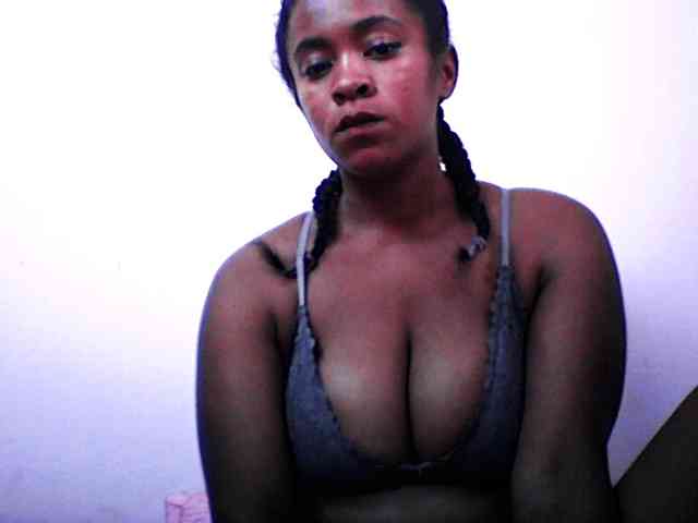 silviaLaBombe webcam