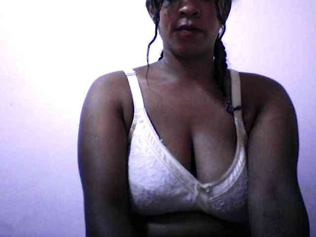 silviaLaBombe webcam