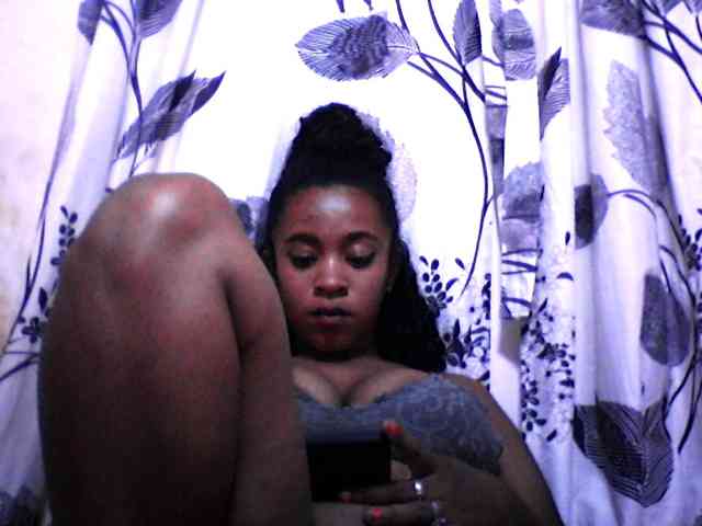 silviaLaBombe webcam