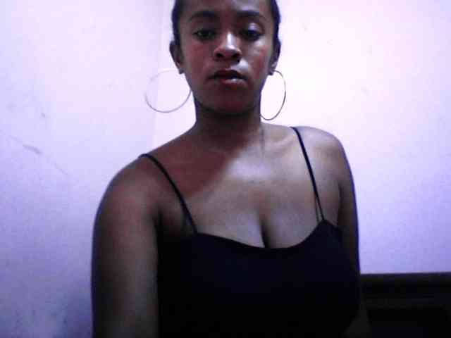 silviaLaBombe webcam
