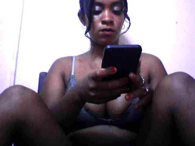 silviaLaBombe silviaLaBombe