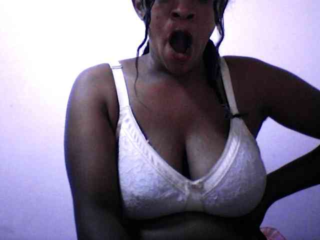 silviaLaBombe webcam