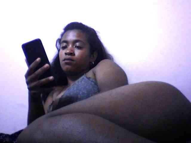 silviaLaBombe silviaLaBombe