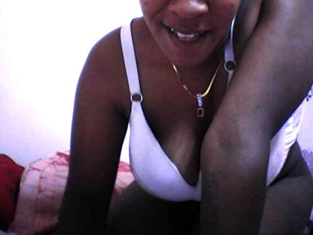 silviaLaBombe webcam