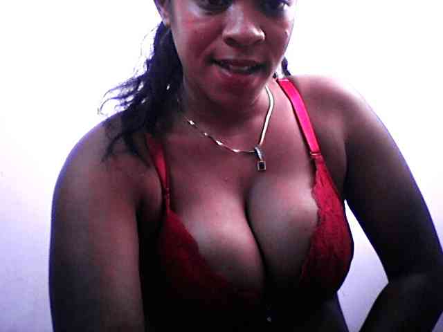 silviaLaBombe webcam