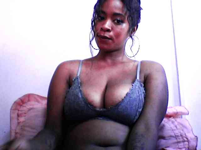silviaLaBombe webcam