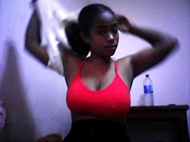 silviaLaBombe webcam