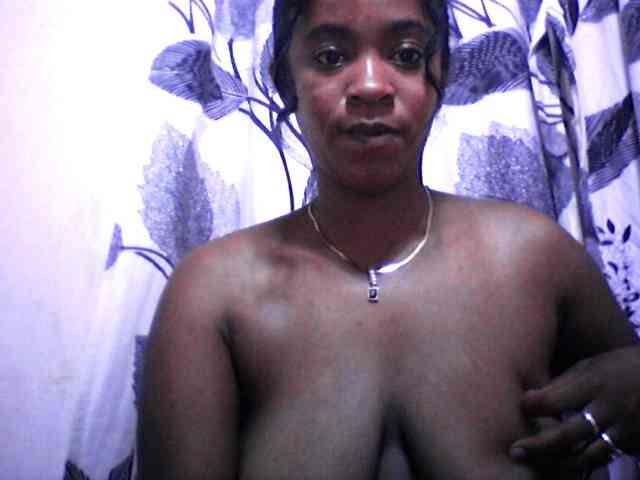 silviaLaBombe webcam