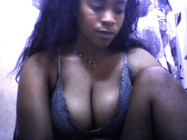 silviaLaBombe webcam