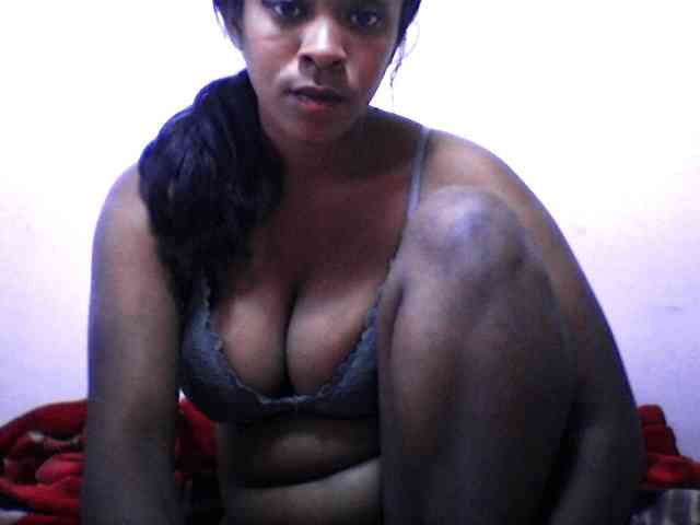silviaLaBombe webcam