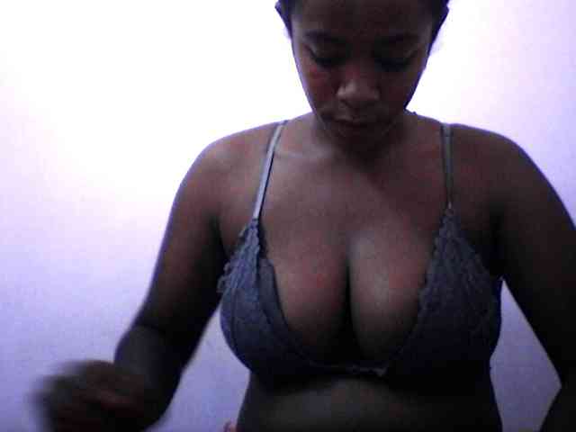 silviaLaBombe webcam