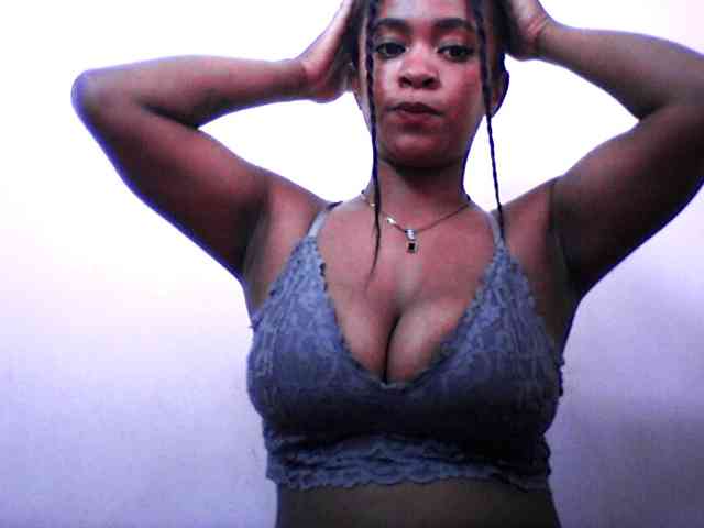 silviaLaBombe webcam