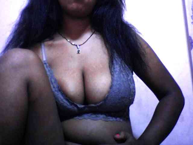 silviaLaBombe webcam