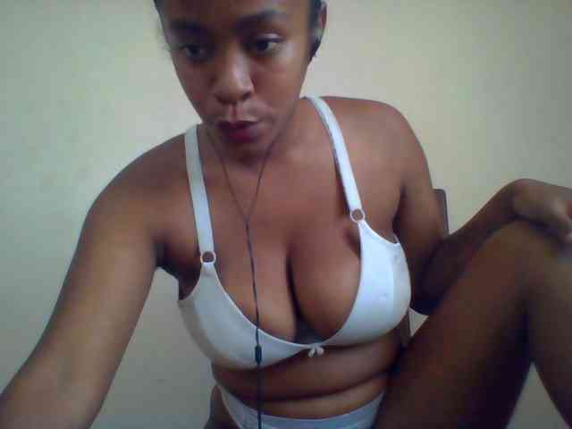 silviaLaBombe webcam