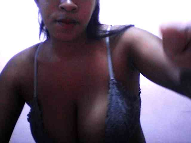 silviaLaBombe webcam