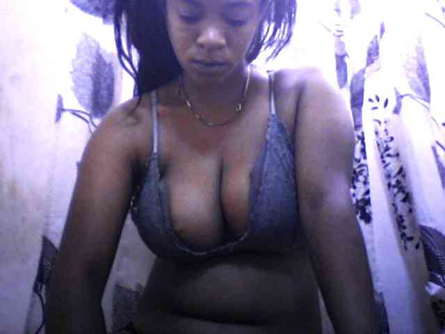 silviaLaBombe webcam