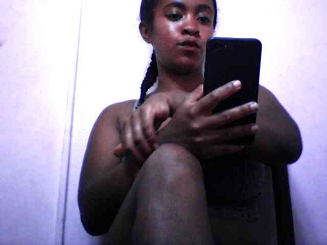 silviaLaBombe webcam